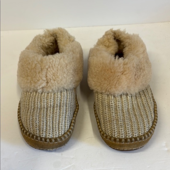 Ugg Wrinn Beige Knit Slippers - Picture 2 of 12